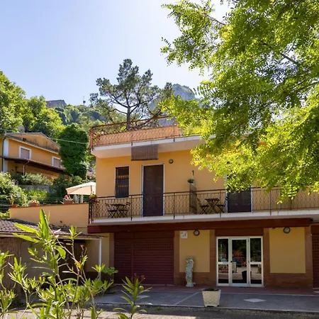 La Valle Del Mingardo San Severino